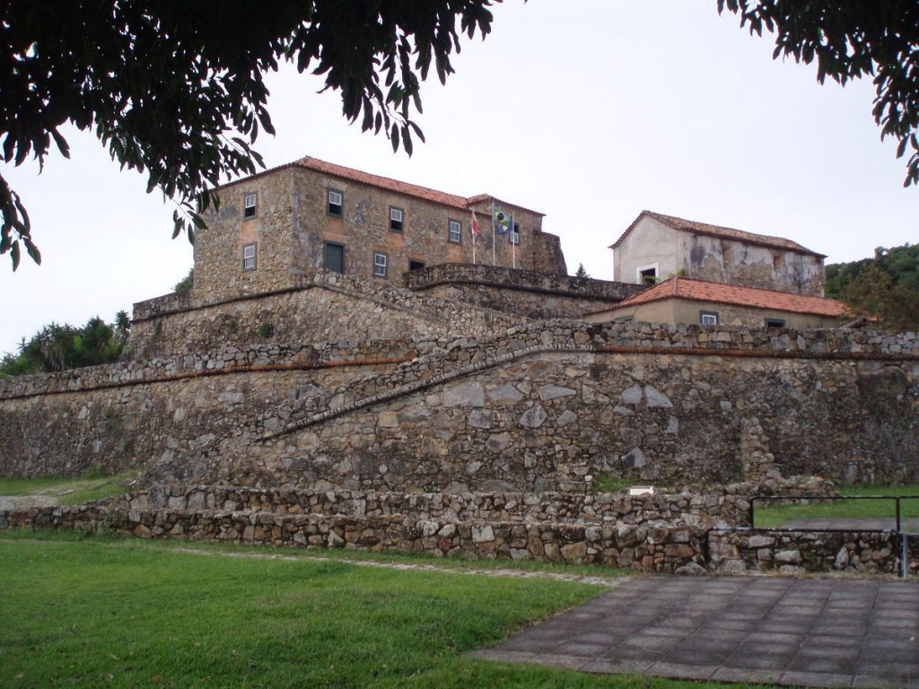 Locais históricos de Florianópolis - Fortaleza de São José da Ponta Grossa - ©Wikipedia