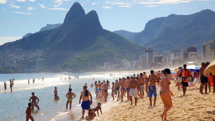 Ipanema-Beach-64351