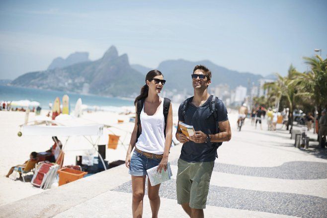 Turista-brasileiro-continua-viajando-apesar-da-crise(2)