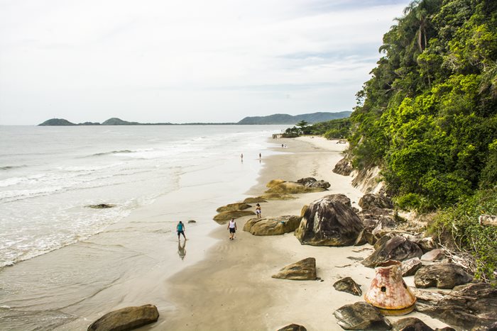 Praia da Fortaleza na Ilha do Mel - Paraná