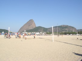 Aluguel por temporada na Praia do Flamengo - RJ