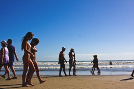 A linda e badalada praia de Balneário Camboriú. No TemporadaLivre você encontra centenas de imóveis para alugar na cidade. A linda e badalada praia de Balneário Camboriú. No TemporadaLivre você encontra centenas de imóveis para alugar na cidade.