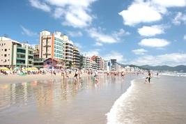 Apartamentos para alugar em Meia Praia - SC Apartamentos para alugar em Meia Praia - SC