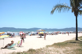 Vista da orla da maravilhosa Meia Praia de Santa Catarina Vista da orla da maravilhosa Meia Praia de Santa Catarina