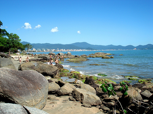 Praia de Perequê Praia de Perequê