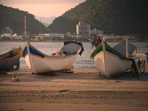 barcos em Guaratuba