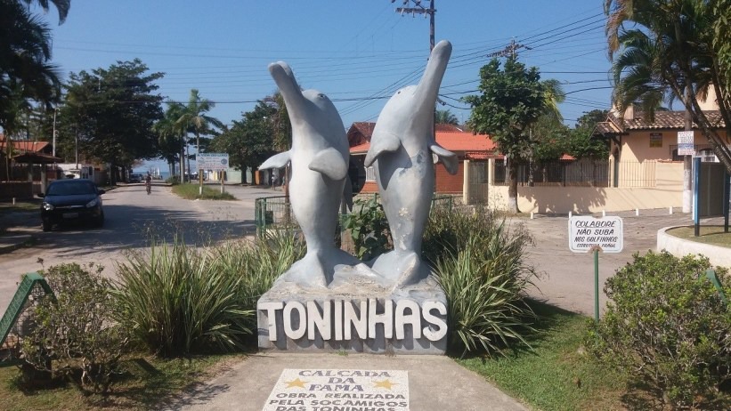 Praia das Toninhas