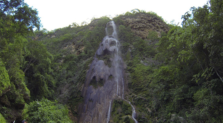 Boca da Onça: Maior rapel em negativo do Brasil - Cachoeira Boca da Onça - ©TemporadaLivre