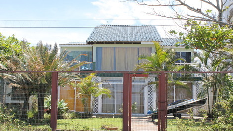 Casa de temporada em Meia Praia