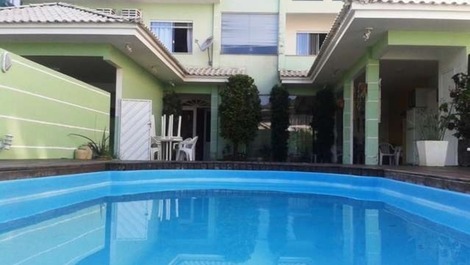 Casas E Apartamentos Para Aluguel De Temporada Em Praia Central Balneario Camboriu Com Aceita Animais