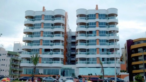 Apartamento Para Alugar Em Itapema Para Temporada Centro Apartamento De Luxo De 3 Dormitorios Com Vista Lateral Para Mar 11767 Temporada Livre