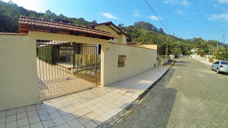 House for rent in Porto Belo - Centro