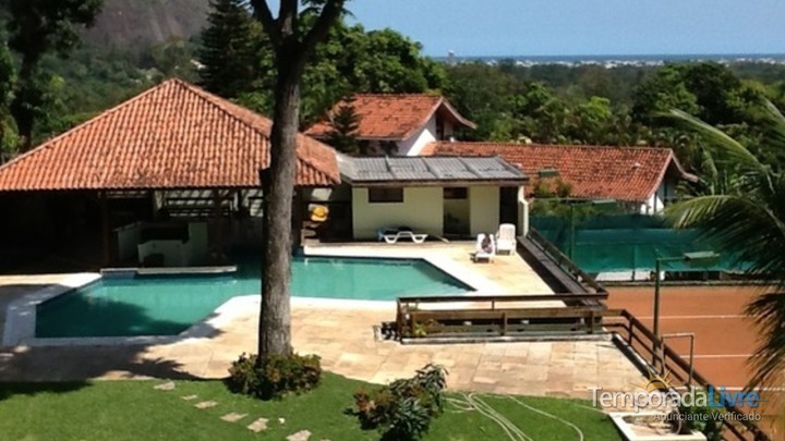 Casa Para Alugar Em Rio De Janeiro Para Temporada Itanhanga Mansao Na Barra Com Quadra Tenis Muito Verde E Grande Terreno Plano 21928 Temporada Livre