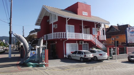 Apartamento para alugar em Bombinhas - Praia de Bombas