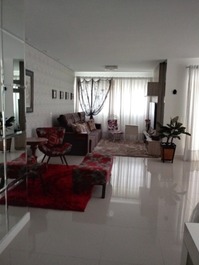 Apartamento para alugar em Itapema - Meia Praia