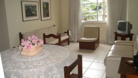 Apto Praia do Forte de 2 quartos com duas suite, total 3 banhos. 