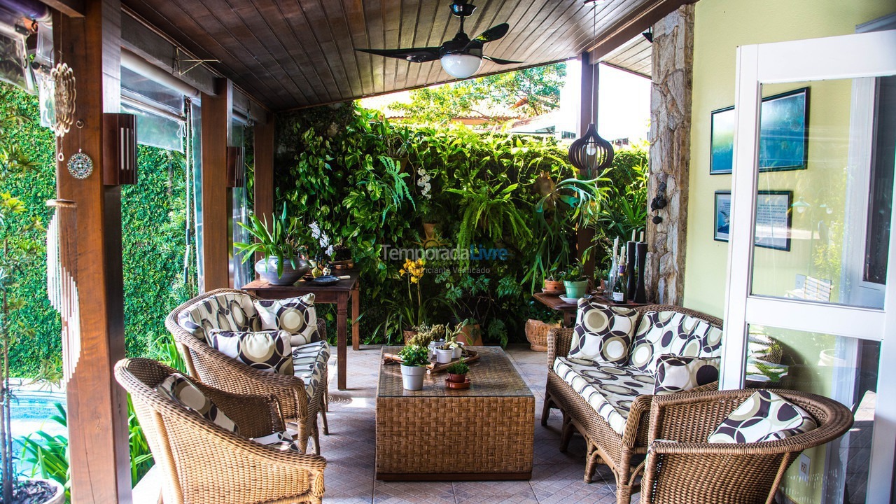 Casa para aluguel de temporada em Angra dos Reis (Praia do Hotel Fazano Condomínio Porto Frade)