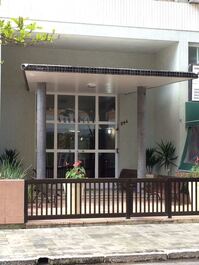 Apartamento para alugar em Guarujá - Pitangueiras
