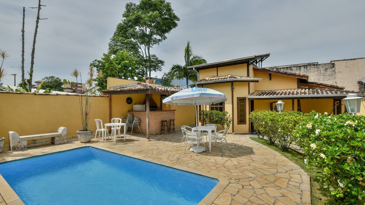 Casa Para Alugar Em Ubatuba Para Temporada Praia Grande Tima Casa Com Piscina E