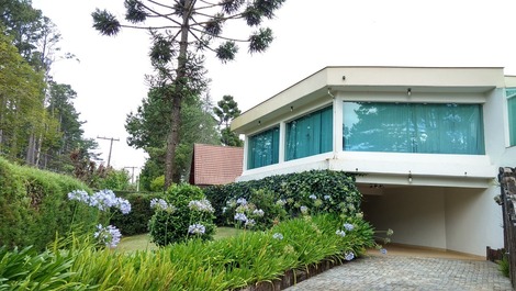 Casa para alugar em Campos do Jordão - Alto do Capivari