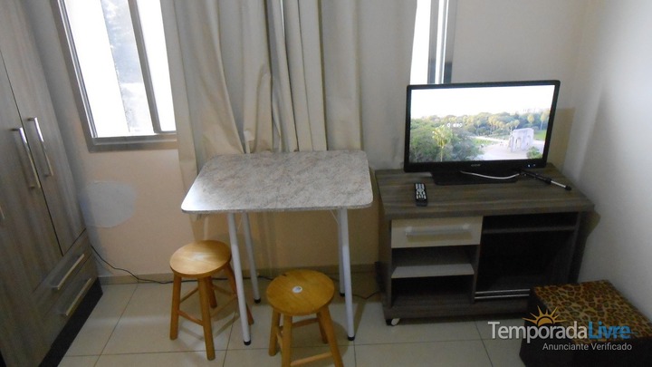 Apartamento Para Alugar Em Porto Alegre Para Temporada Centro Historico 15º Andar Predio Em Frente Da Santa Casa A Partir 55 00 Ao Dia 40119 Temporada Livre