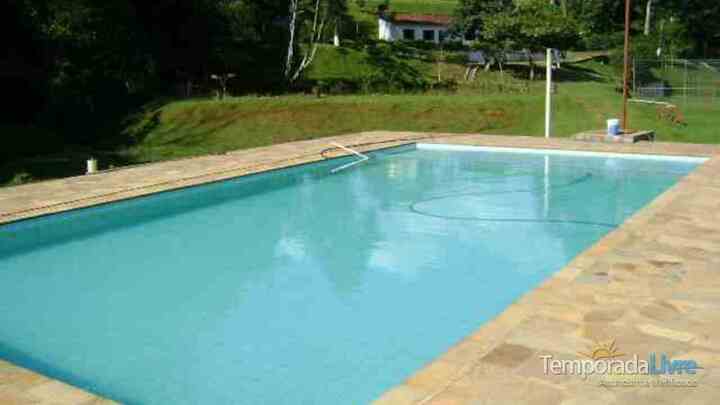 Chacara Para Alugar Em Aruja Para Temporada Correas Sitio Aruja 2 63978 Temporada Livre
