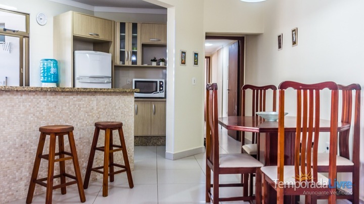 Apartamento Para Alugar Em Itapema Para Temporada Meia Praia O Melhor 02 Dorm 01 Ste Vaga Na Melhor Localizacao De Meia Praia 20846 Temporada Livre