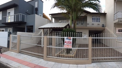 Casa para alugar em Garopaba - Centro