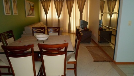 Apartamento para alugar em Itapema - Meia Praia