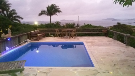 Casa para alugar em Armação dos Búzios - Alto da Ferradurinha