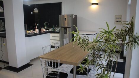 Casa para alugar em Bertioga - Praia de Guaratuba