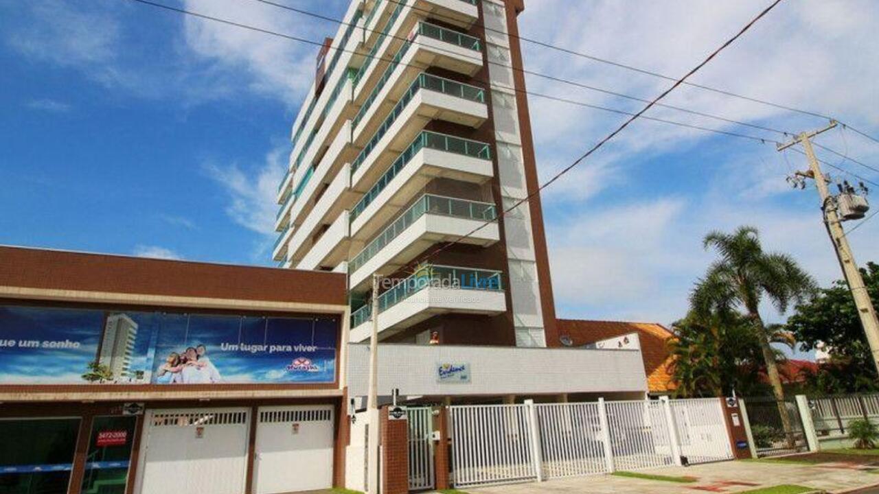 Apartamento para aluguel de temporada em Guaratuba (Praia Central)