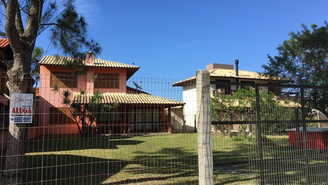 Casa para alugar em Garopaba - Praia da Ferrugem