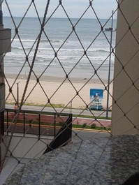 Prédio Beira Mar - Área Nobre - Apto Lateral com Vista Mar - 4º andar