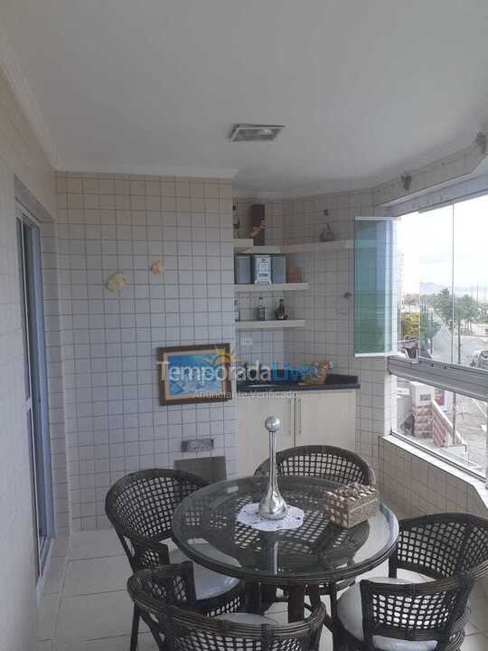 Apartamento para aluguel de temporada em Praia Grande (Balneário Maracanã)