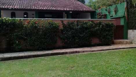 Casa para alugar em Ubatuba - Praia do Lázaro