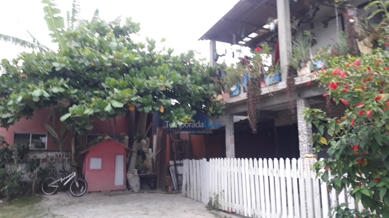 Casa para aluguel de temporada em Pontal do Paraná (Balneário Atami)